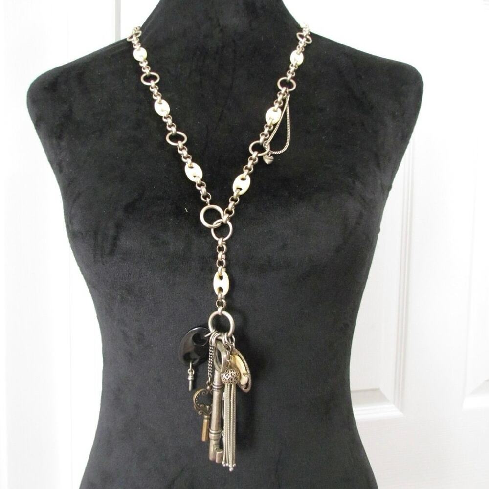 Rare Juicy Couture Key Necklace - Picture 4 of 8